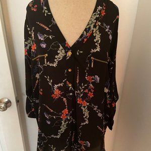 Black floral three quarter sleeve blouse